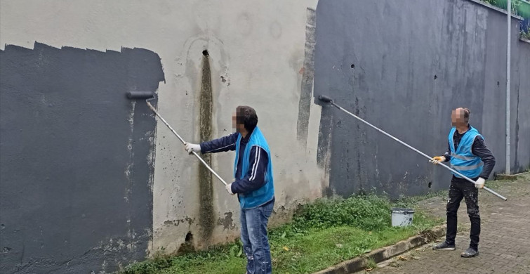 Bartın'da Yükümlüler Kamu Binalarını Yeniliyor