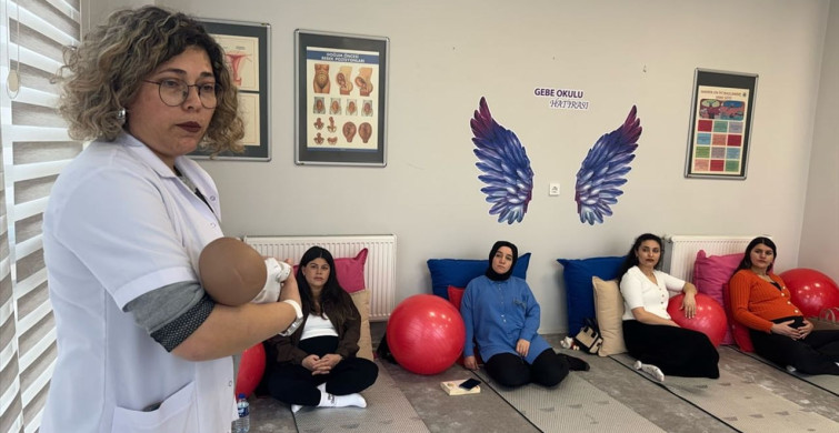 Bartın'daki Gebe Okulu Anne Adaylarını Bilinçlendiriyor