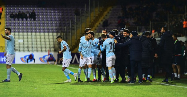 Başakşehir, Afyonkarahisar’da 1 Attı 3 Aldı!