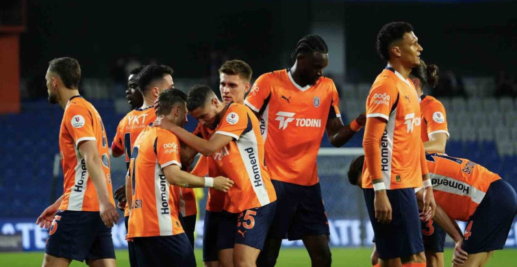 Başakşehir, Avrupa Kupaları İçin Trabzonspor'u Bekliyor