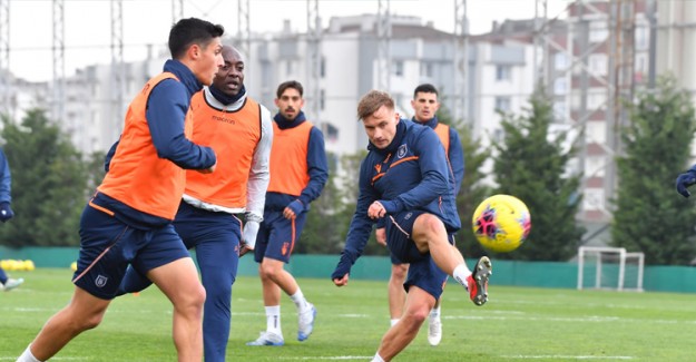 Başakşehir, Çaykur Rizespor İdmanlarına Başladı