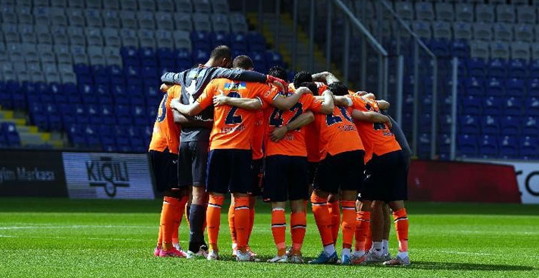 Başakşehir Küme Düşmekten Kurtuldu