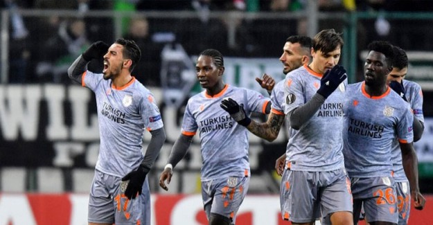Başakşehir Pes Etmedi! Mgladbach: 1 - Başakşehir: 2