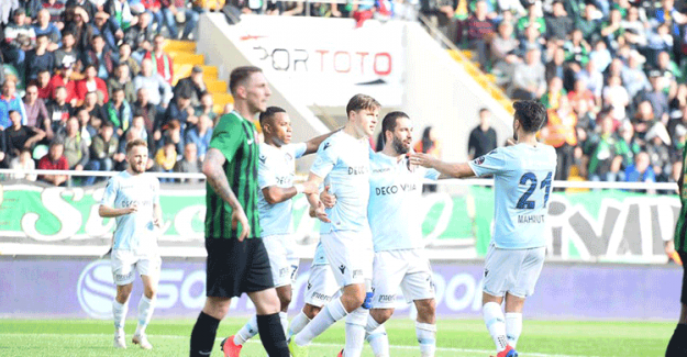 Başakşehir Yoluna Doludizgin Devam Ediyor! (Akhisarspor 0-3 Medipol Başakşehir)