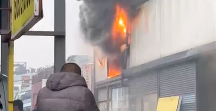 Başakşehir'de Oto Sanayi Sitesinde Yangın Çıktı