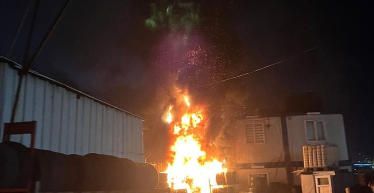 Başakşehir'deki İş Yerinde Yangın Kontrol Altına Alındı