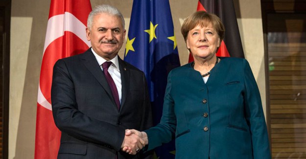 Başbakan Yıldırım-Merkel Görüşmesi Başladı!