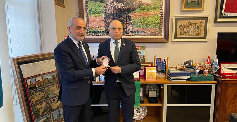 Başdanışman Yalçın Topçu: Türkiye-Azerbaycan İki Ayrı Bedenin Tek Bir Canı