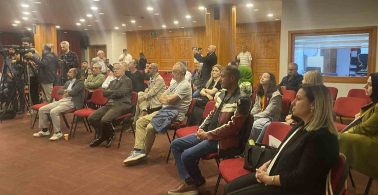 Başıboş Köpek Sorununa Çözüm Arayışı: Ankara'da Panel Düzenlendi