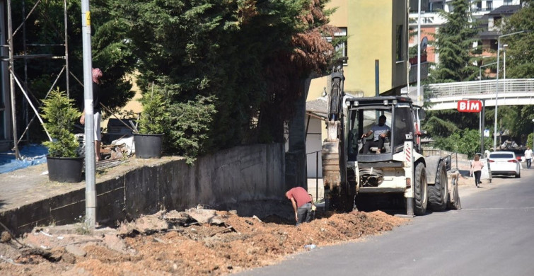 Başiskele Cumhuriyet Caddesi yenileniyor