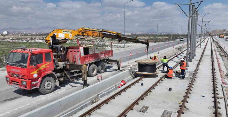 Başkan Altay: Stadyum-Şehir Hastanesi Tramvay Hattı'nda Çalışmalar Devam Ediyor