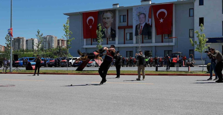 Başkan Büyükkılıç: 'Bayrağımızın özgürce dalgalanmasında jandarmamızın fedakârlığı var'