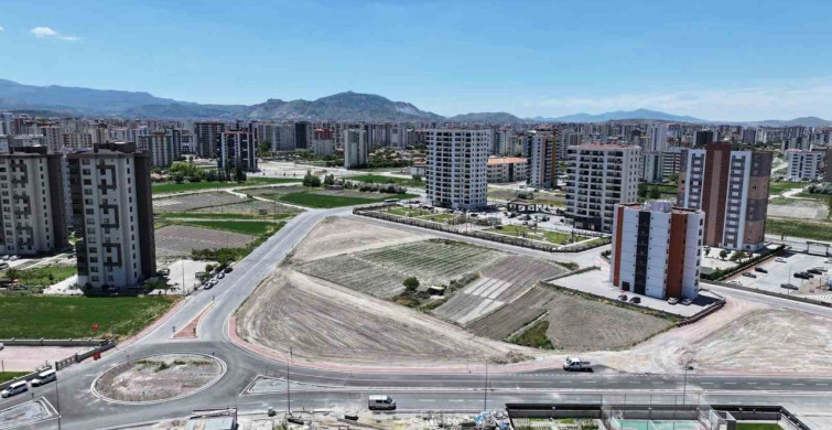 Başkan Çolakbayrakdar: "Her yeni park, şehrimize kazandırılan yeni bir nefestir"