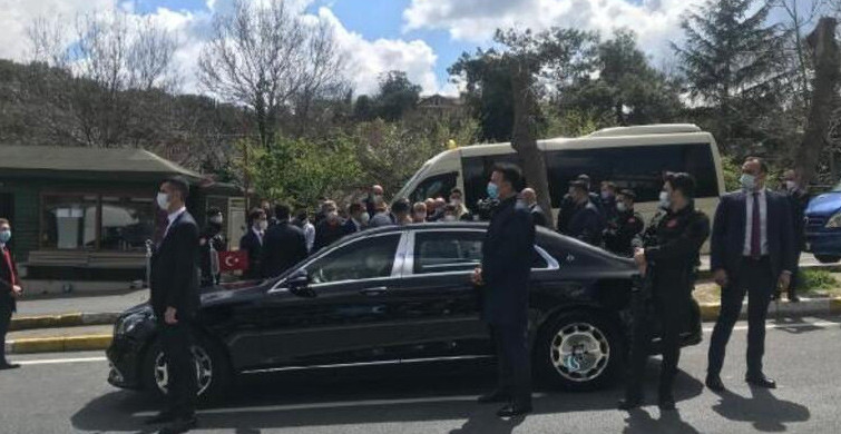 Başkan Erdoğan Sarıyer'de Minibüs Durağını Ziyaret Etti