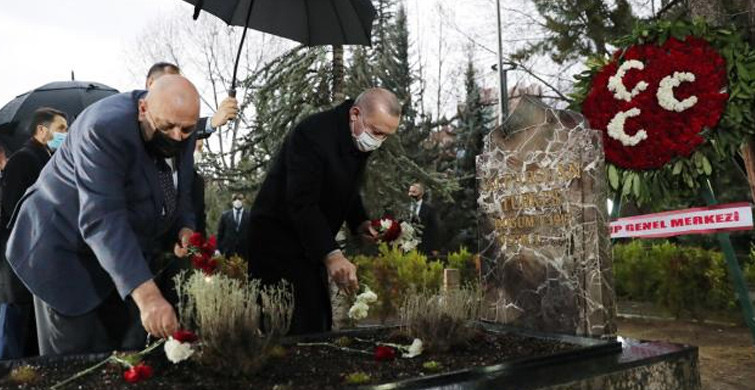 Başkan Erdoğan'dan, Alparslan Türkeş'in Kabrine Ziyaret