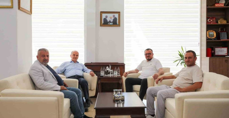 Başkan Faruk Özlü'ye anlamlı ziyaret