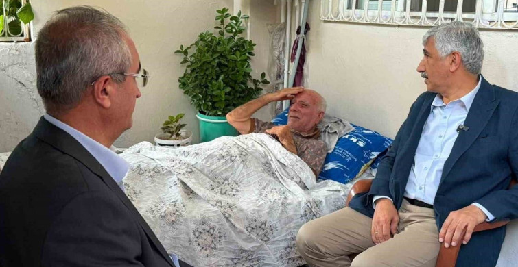 Başkan Hallaç'tan Babalar Günü'nde gönüllere dokunan ziyaretler