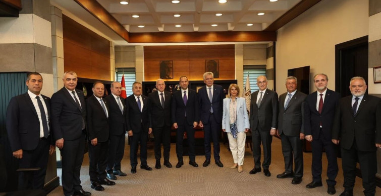 Başkan Özdemir, İSO heyetine Niğde’nin yatırım potansiyelini anlattı