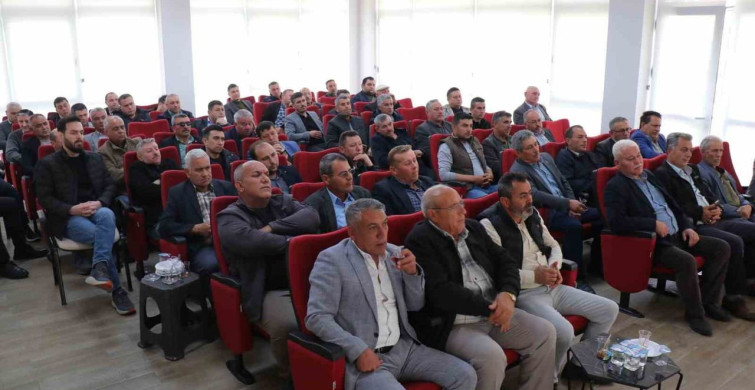 Başkan Özel Muhtarlarla Değerlendirme Toplantısı Düzenledi