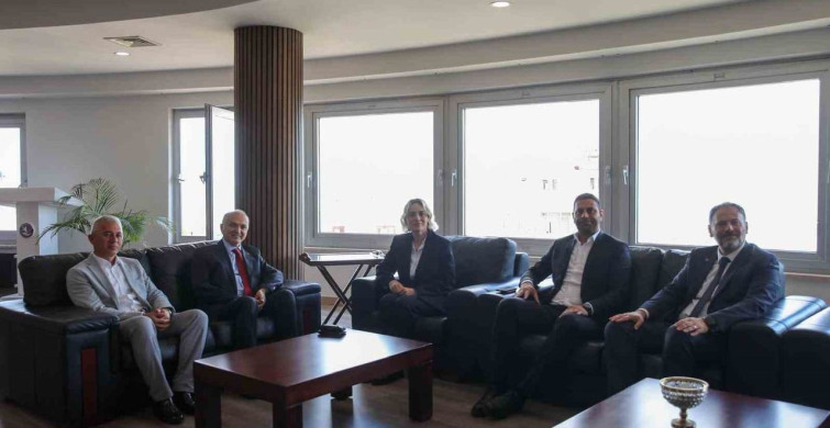 Başkan Özlü'den Akçakoca'ya Destek Ziyareti