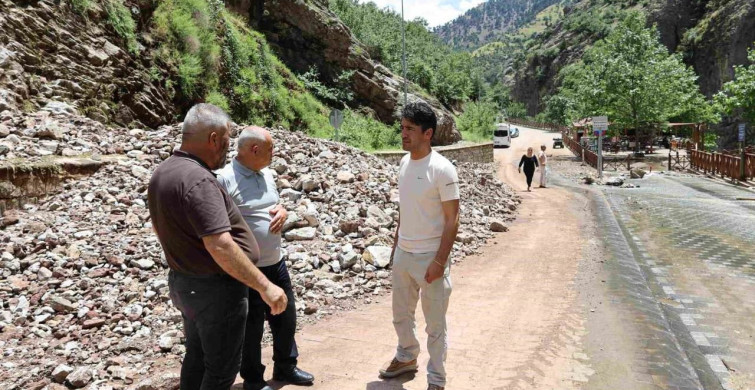 Başkan Öztürk, selden etkilenen bölgelerde incelemelerde bulundu