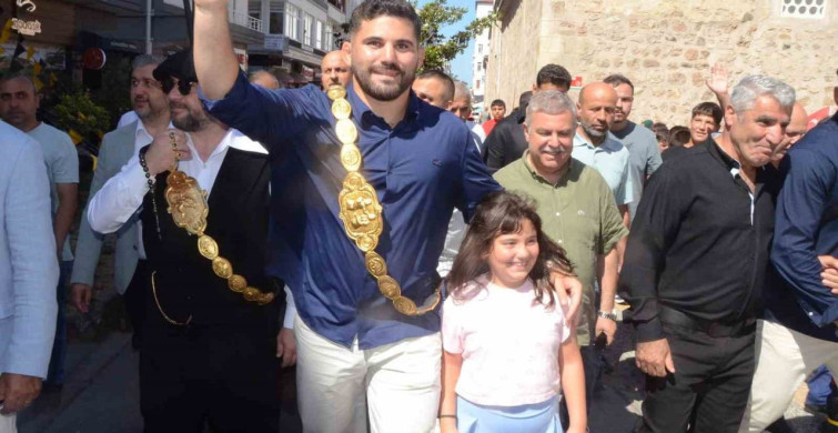 Başpehlivan Erkan Taş’a memleketi Sinop’ta görkemli karşılama