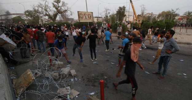 Basra Yanıyor! Havalimanına Roketli Saldırı