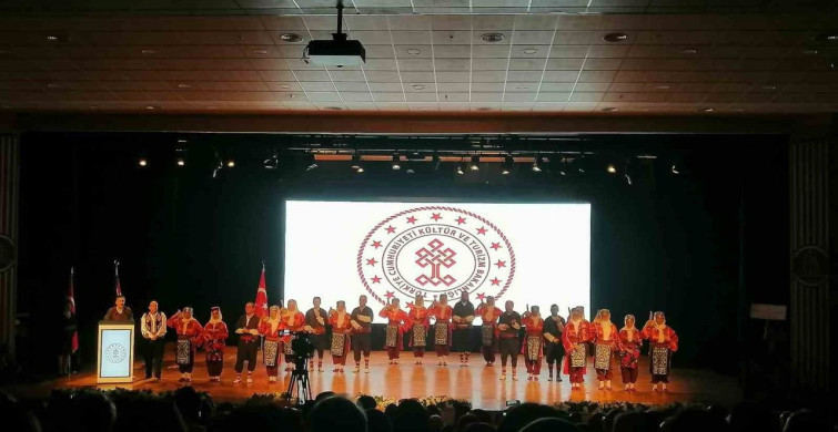 Batı Karadeniz’in en kapsamlı halk oyunları şöleni gerçekleştirildi