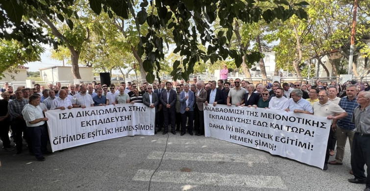 Batı Trakya Türkleri Mizanlı Okulu İçin Protesto Düzenledi