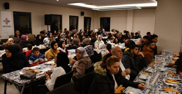 Batman'da Kardeşlik Soframız İftar Programı Düzenlendi