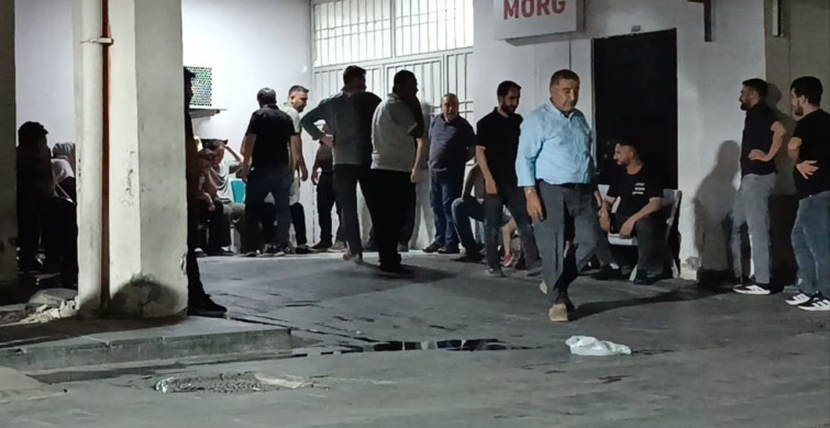 Batman'da otomobilin camından sarkan genç hayatını kaybetti
