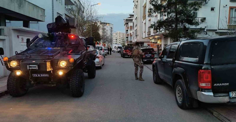 Batman'da Silahlı Saldırı: 2 Ölü, Fail Yakalandı