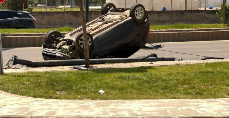 Batman'da Takla Atan Araçta Sürücü Yaralandı