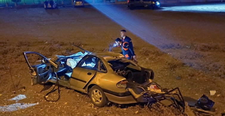 Batman'da Trafik Kazası: İki Çocuk Hayatını Kaybetti