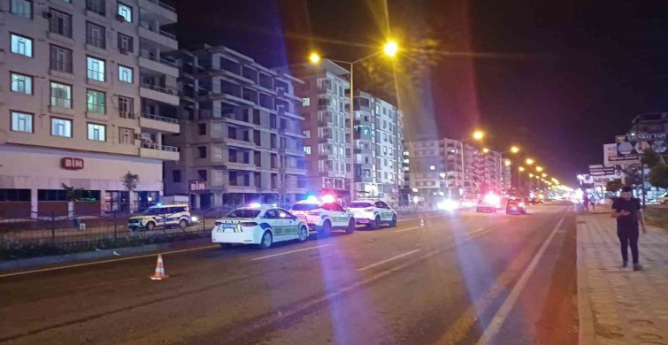 Batman'da Trafik Kazası: Motosiklet ve Yaya Hayatını Kaybetti