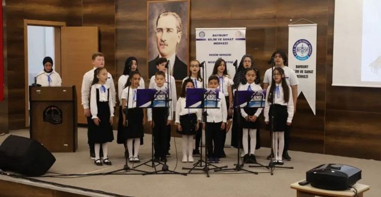 Bayburt BİLSEM öğrencilerinin yıl sonu sergisi düzenlendi