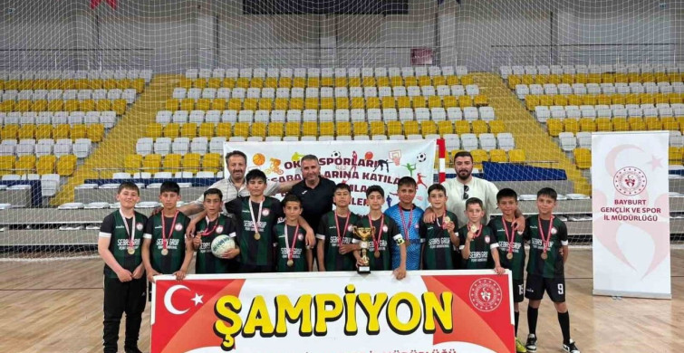 Bayburt'ta futsal küçük erkekler il birincisi belli oldu