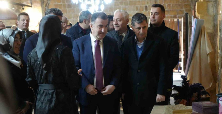 Bayburt'ta Geri Dönüşümle Sanat Eserleri Yaratıldı