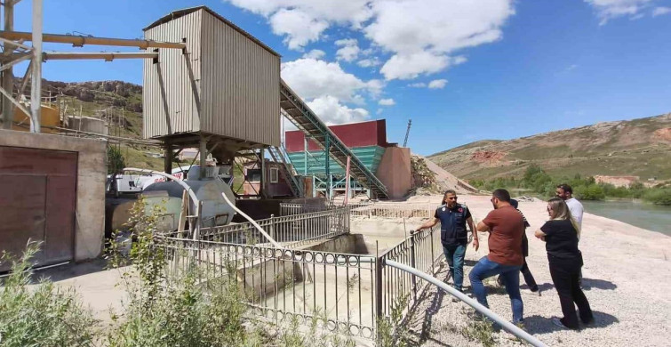 Bayburt’ta hazır beton tesislerine çevre denetimi gerçekleştirildi