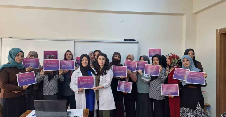 Bayburt'ta Menopoz Okulu Eğitimleri Devam Ediyor