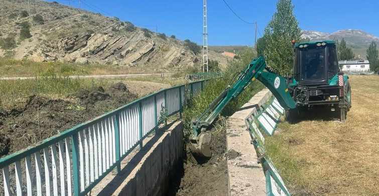 Bayburt’ta sulama kanallarında temizlik çalışmaları devam ediyor