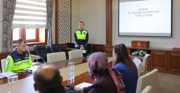 Bayburt’ta Trafik Sorunları ve Güvenlik Önlemleri Toplantısı