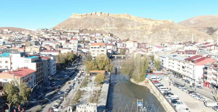 Bayburt’ta vali yardımcıları ve kaymakamlıklar değişti
