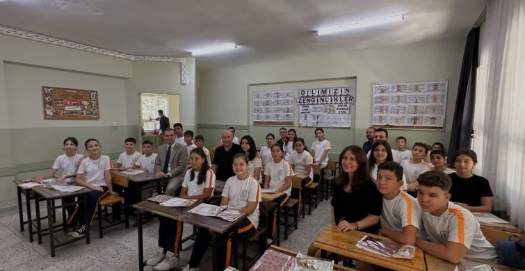 Bayındır’da 5 bin 931 öğrenci karne sevinci yaşadı