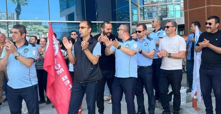 Bayraklı'da TİS Krizi ve Memurların Eylemleri