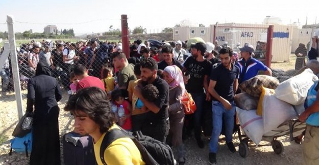 Bayram İçin Ülkelerine Giden Suriyelilerin Sayısı 26 Bini Buldu