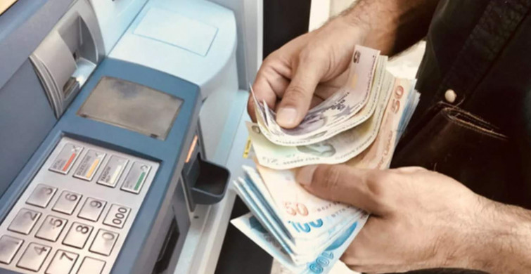 Bayram ikramiyeleri ne kadar oldu? emekliler ne kadar bayram ikramiyesi alacak? Ödeme tarihi belli oldu mu? İşte tüm cevaplar