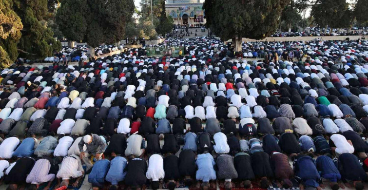 Bayram namazı kaç rekattır? 2022 Diyanet bayram namazı nasıl kılınır? Bayram namazında okunacak dualar