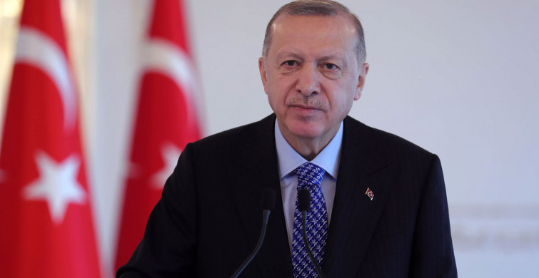 Bayram namazı sonrası Başkan Erdoğan, AK Parti Çukurova ilçe başkanlığına yapılan saldırıyla ilgili açıklama yaptı