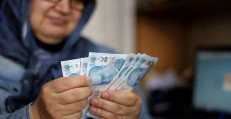 Bayram öncesi emeklileri sevindiren haber! En az iki bin lira ikramiye geliyor